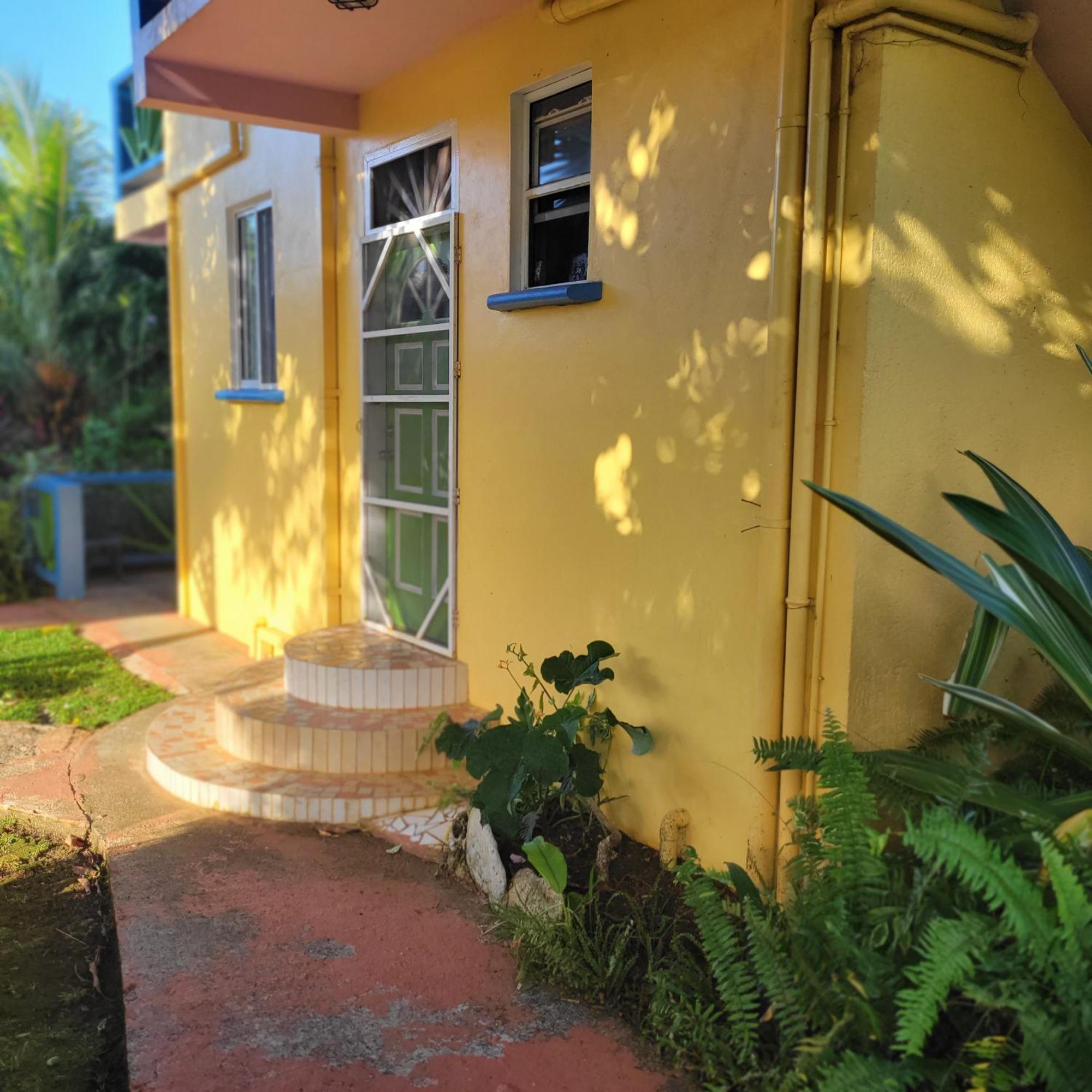 Jacoway Inn Calibishie Exterior foto